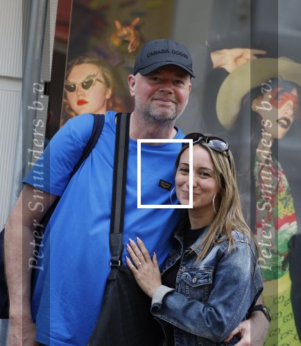 Amsterdam 7 mei 2022
Raymond v Barneveld met zijn vriendin/ verloofde Julia Evans op de pc hooftstraat.