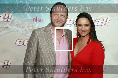 Amsterdam 20 april 2022
Premiere Costa in Tuschinski. Castleden oa , Katja Schuurman Abbey Hoes Soy Kroon Stephanie v Eer Oscar Aerts Sinan Eroglu Roeland Fernhout Tina de Bruin en Lisa Zweerman . De regisseur is Jon Karhaus en Diederik Jekel heeft het script geschreven. Rein Hofman met partner