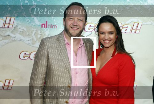 Amsterdam 20 april 2022
Premiere Costa in Tuschinski. Castleden oa , Katja Schuurman Abbey Hoes Soy Kroon Stephanie v Eer Oscar Aerts Sinan Eroglu Roeland Fernhout Tina de Bruin en Lisa Zweerman . De regisseur is Jon Karhaus en Diederik Jekel heeft het script geschreven. Rein Hofman met partner