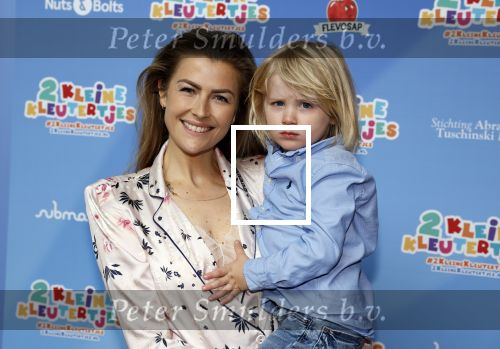 Amsterdam 1 mei 2022
Premiere 2 kleine kleutertjes bedacht door Jan Smit .
Renee Gunning met zoontje en een vriendin