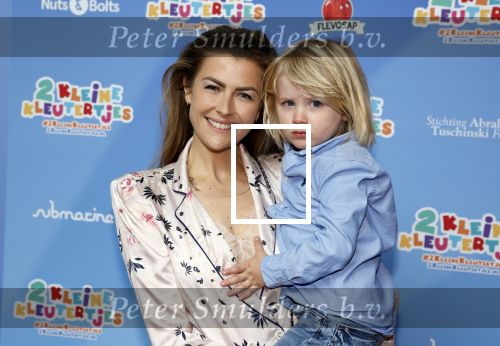 Amsterdam 1 mei 2022
Premiere 2 kleine kleutertjes bedacht door Jan Smit .
Renee Gunning met zoontje en een vriendin