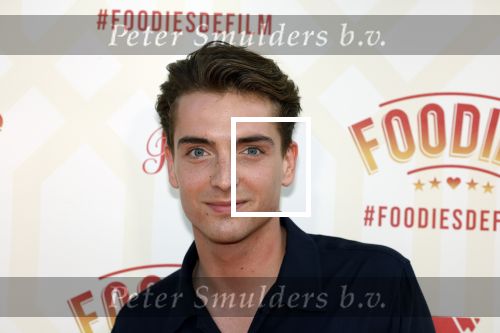 Amsterdam 10 mei 2022
Premiere Foodies in Tuschinski met oa Ilse warringa Holly Brood Sanne Langelaar Sanne Vogel Sinan Eroglu Quiah Shilue Roue Verveer en Johanna Hagen. Robbert Rodenburg en Talisia Misiedjan