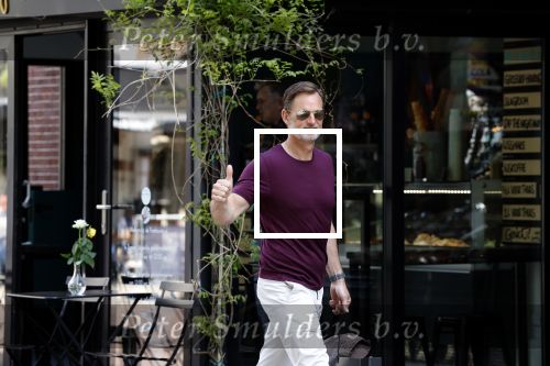 Amsterdam 19 april 2022
Ronald de Boer op straat in Amsterdam zuid