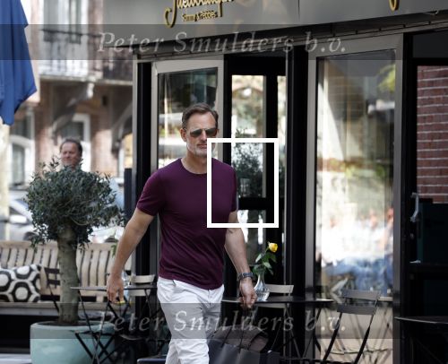 Amsterdam 19 april 2022
Ronald de Boer op straat in Amsterdam zuid
