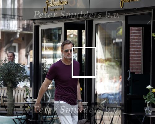 Amsterdam 19 april 2022
Ronald de Boer op straat in Amsterdam zuid