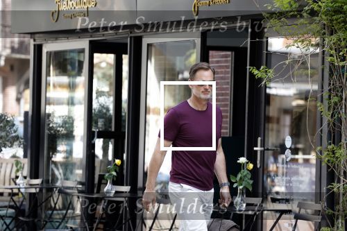 Amsterdam 19 april 2022
Ronald de Boer op straat in Amsterdam zuid