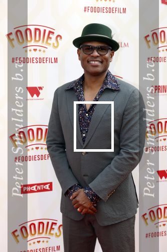 Amsterdam 10 mei 2022
Premiere Foodies in Tuschinski met oa Ilse warringa Holly Brood Sanne Langelaar Sanne Vogel Sinan Eroglu Quiah Shilue Roue Verveer en Johanna Hagen. Roue kwam met zijn gezin