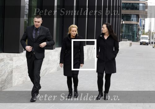 Amsterdam 15 april 2022
Rechtszaak Yvonne Coldeweijer vs Samantha Steenwijk in rechtbank Amsterdam . Samantha was met haar partner Daisy