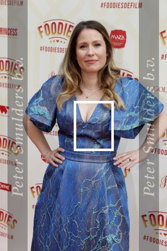 Amsterdam 10 mei 2022
Premiere Foodies in Tuschinski met oa Ilse warringa Holly Brood Sanne Langelaar Sanne Vogel Sinan Eroglu Quiah Shilue Roue Verveer en Johanna Hagen.