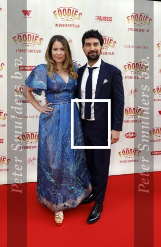 Amsterdam 10 mei 2022
Premiere Foodies in Tuschinski met oa Ilse warringa Holly Brood Sanne Langelaar Sanne Vogel Sinan Eroglu Quiah Shilue Roue Verveer en Johanna Hagen.