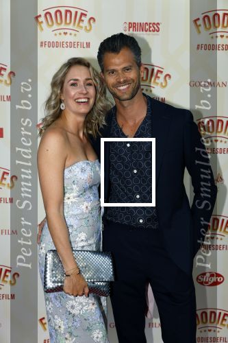 Amsterdam 10 mei 2022
Premiere Foodies in Tuschinski met oa Ilse warringa Holly Brood Sanne Langelaar Sanne Vogel Sinan Eroglu Quiah Shilue Roue Verveer en Johanna Hagen.
