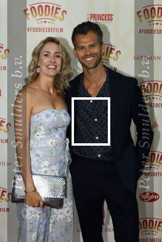 Amsterdam 10 mei 2022
Premiere Foodies in Tuschinski met oa Ilse warringa Holly Brood Sanne Langelaar Sanne Vogel Sinan Eroglu Quiah Shilue Roue Verveer en Johanna Hagen.