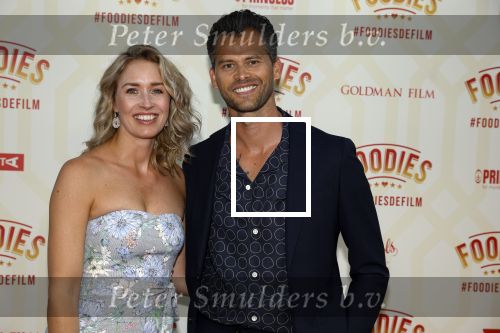 Amsterdam 10 mei 2022
Premiere Foodies in Tuschinski met oa Ilse warringa Holly Brood Sanne Langelaar Sanne Vogel Sinan Eroglu Quiah Shilue Roue Verveer en Johanna Hagen.