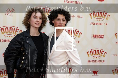 Amsterdam 10 mei 2022
Premiere Foodies in Tuschinski met oa Ilse warringa Holly Brood Sanne Langelaar Sanne Vogel Sinan Eroglu Quiah Shilue Roue Verveer en Johanna Hagen.Sem Ben yaker en Mies v Rooijen