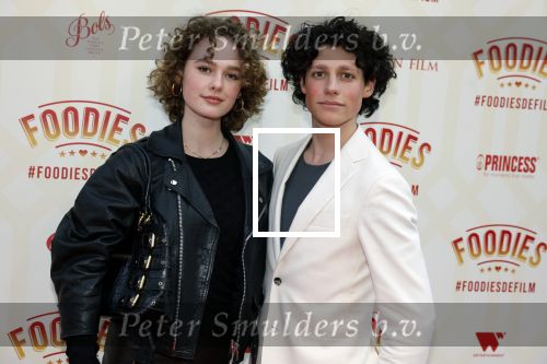 Amsterdam 10 mei 2022
Premiere Foodies in Tuschinski met oa Ilse warringa Holly Brood Sanne Langelaar Sanne Vogel Sinan Eroglu Quiah Shilue Roue Verveer en Johanna Hagen.Sem Ben yaker en Mies v Rooijen