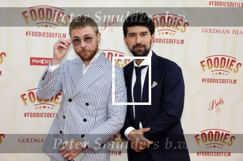 Amsterdam 10 mei 2022
Premiere Foodies in Tuschinski met oa Ilse warringa Holly Brood Sanne Langelaar Sanne Vogel Sinan Eroglu Quiah Shilue Roue Verveer en Johanna Hagen.