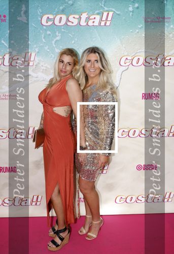 Amsterdam 20 april 2022
Premiere Costa in Tuschinski. Castleden oa , Katja Schuurman Abbey Hoes Soy Kroon Stephanie v Eer Oscar Aerts Sinan Eroglu Roeland Fernhout Tina de Bruin en Lisa Zweerman . De regisseur is Jon Karhaus en Diederik Jekel heeft het script geschreven. Sophie Zomer en Madelon