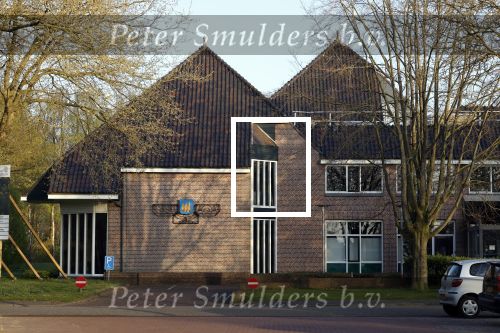 Ijhorst Staphorst 19 april 2022
Anne Lok vertrekt vanaf haar huis naar het stadhuis van Staphorst