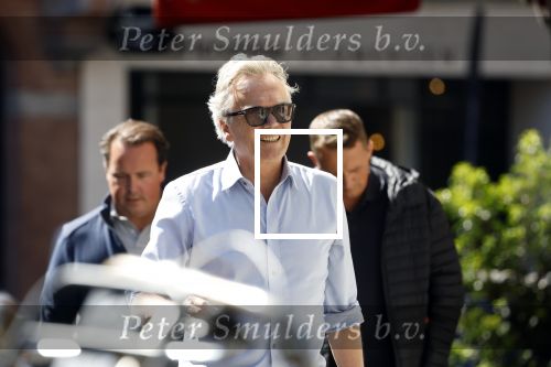 Amsterdam 9 mei 2022
Tom egbers heeft in 2021 samen met zijn vrouw Janke Dekker een nieuw huis in Amsterdam gekocht
