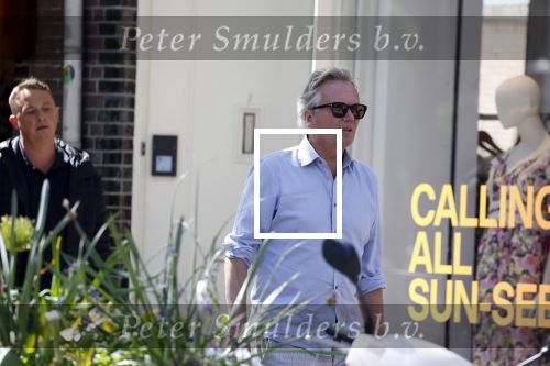Amsterdam 9 mei 2022
Tom egbers heeft in 2021 samen met zijn vrouw Janke Dekker een nieuw huis in Amsterdam gekocht