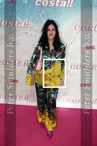 Amsterdam 20 april 2022
Premiere Costa in Tuschinski. Castleden oa , Katja Schuurman Abbey Hoes Soy Kroon Stephanie v Eer Oscar Aerts Sinan Eroglu Roeland Fernhout Tina de Bruin en Lisa Zweerman . De regisseur is Jon Karhaus en Diederik Jekel heeft het script geschreven. Toprak met vriend