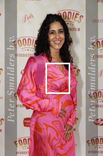 Amsterdam 10 mei 2022
Premiere Foodies in Tuschinski met oa Ilse warringa Holly Brood Sanne Langelaar Sanne Vogel Sinan Eroglu Quiah Shilue Roue Verveer en Johanna Hagen. Toprak Yalciner (zwanger) met partner