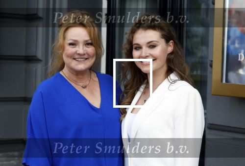 Amsterdam 19 april 2022
Castpresentatie van Les Miserables met oa Sem Gerritsma, Channah Hewitt Mark Roy Luykx Ellen Pieters Milan van Waardenburg Freek Bartels Vajen van den Bosch Producenten Hans Cornelissen en Ruud de Graaf in Koninklijk Theater Carre.