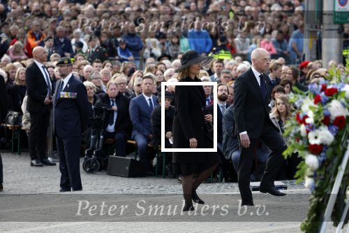 Amsterdam 4 m2i 2022
Dodenherdenking op de dam . Aanwezig oa Koning Willem Alexander Koningin Maxima Mark Rutte en burgemeester Femke Halsema . Vera Bergkamp