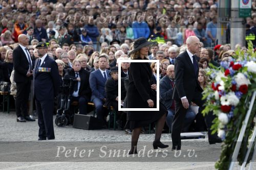 Amsterdam 4 m2i 2022
Dodenherdenking op de dam . Aanwezig oa Koning Willem Alexander Koningin Maxima Mark Rutte en burgemeester Femke Halsema . Vera Bergkamp