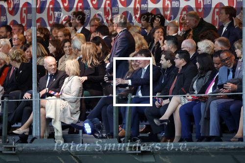 Amsterdam 5 mei 2022
5 mei concert op de amstel bij Carre met oa aanwezig Koning Willem Alexander en Koningin Maxima . Vera Bergkamp