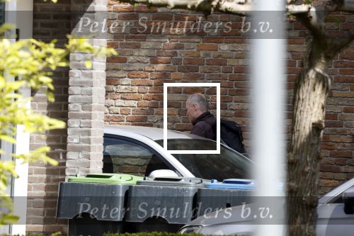 Harderwijk 4 mei 2022
Volkert v d Graaf komt bij zijn huis aan en zijn vrouw gaat weg