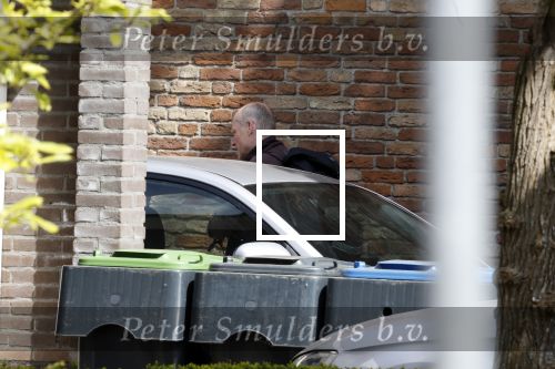 Harderwijk 4 mei 2022
Volkert v d Graaf komt bij zijn huis aan en zijn vrouw gaat weg