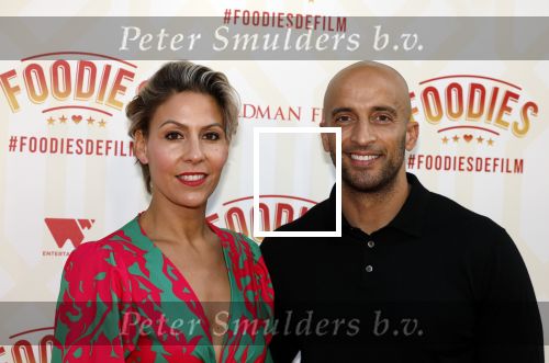 Amsterdam 10 mei 2022
Premiere Foodies in Tuschinski met oa Ilse warringa Holly Brood Sanne Langelaar Sanne Vogel Sinan Eroglu Quiah Shilue Roue Verveer en Johanna Hagen. Walid Benmbarek