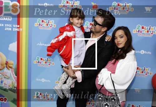 Amsterdam 1 mei 2022
Premiere 2 kleine kleutertjes bedacht door Jan Smit .
Waylon kwam met zijn zwangere vriendin Bibi Breijman en hun dochter