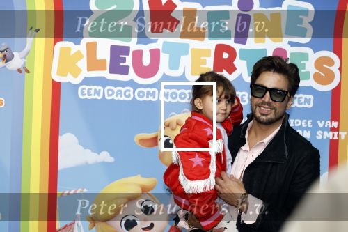 Amsterdam 1 mei 2022
Premiere 2 kleine kleutertjes bedacht door Jan Smit .
Waylon kwam met zijn zwangere vriendin Bibi Breijman en hun dochter