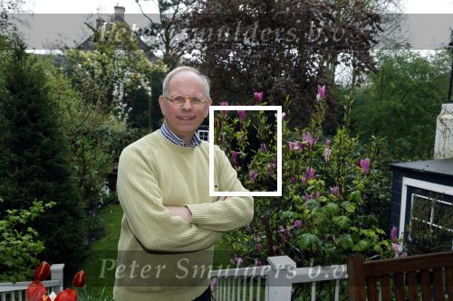 Rotterdam 22 april 2023
Arnold Vredenbregt gefotografeerd in zijn tuin.