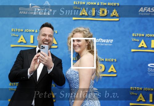 Scheveningen 23 april 2023
Premiere AIDA in het circustheater in Scheveningen .
Barry Paf met goede vriendin Marit