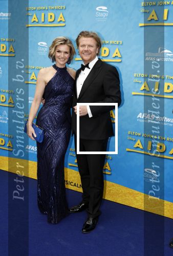Scheveningen 23 april 2023
Premiere AIDA in het circustheater in Scheveningen .
Bastiaan Ragas en Tooske Ragas kwamen met hun kinderen en met ex partner Laura Vlasblom