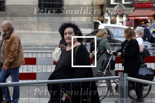 Amsterdam 4 mei 2023
Dodenherdenking 2023 op de dam . Caroline v d Plas op weg naar de dodenherdenking.