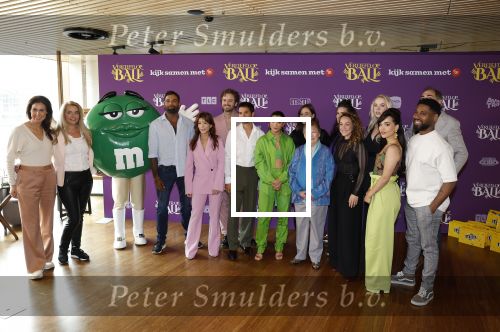 Amsterdam 26 april 2023
Presentatie cast verliefd op Bali in hotel Jakarta. De cast bestaat uit Edwin Jonker, Nadja Hupscher, Mingus Dagelet, Tara Hetharia, Jim Bakkum, Wieteke van Dort, Juultje Tieleman, Anouk Maas, Bibi Breijman en Urvin Monte . Johan Nijenhuis is de producent van de film.