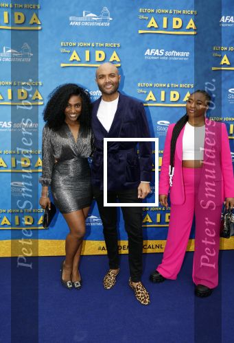 Scheveningen 23 april 2023
Premiere AIDA in circus theater.
Cherry Ann Person en Denzel von Deira