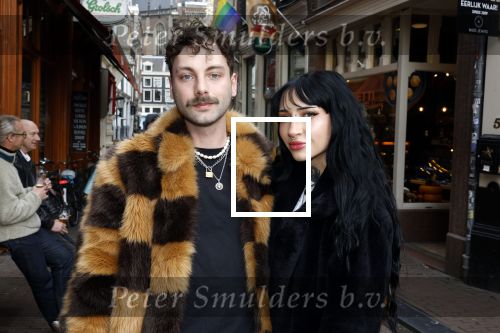 Amsterdam 20 april 2023
Christina Curry en haar vriend Kevin Curifex bij feestje van blad de Linda in een cafe in het centrum van Amsterdam waar een bier gepresenteerd wordt.