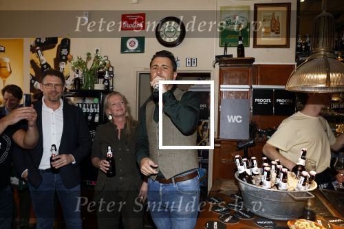 Amsterdam 20 april 2023
Presentatie  van blad de Linda in een cafe in het centrum van Amsterdam waar een bier gepresenteerd wordt. Het bier is in samenwerking met Grolsch. Danny Froger