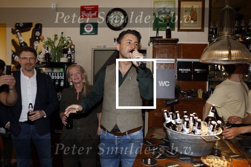 Amsterdam 20 april 2023
Presentatie  van blad de Linda in een cafe in het centrum van Amsterdam waar een bier gepresenteerd wordt. Het bier is in samenwerking met Grolsch. Danny Froger