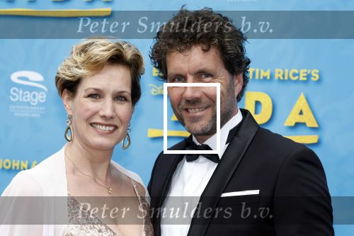 Scheveningen 23 april 2023
Premiere AIDA in het circustheater in Scheveningen .
Dennis Wilt met zijn  vriendin