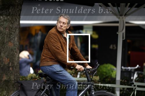 Amsterdam 12 mei 2023
Dick Maas en zijn vrouw Esme Lammers doen terrasje in Amsterdam zuid.