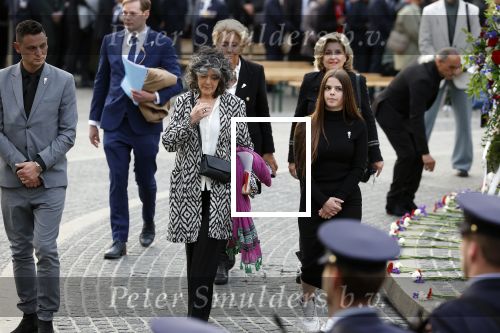 Amsterdam 4 mei 2023
Dodenherdenking 2023 op de dam met oa aanwezig Koning Willem Alexander Koningin Maxima .
Dieuwertje Blok was 1 van de sprekers alsmede de 17 jarige Loewana Weiss