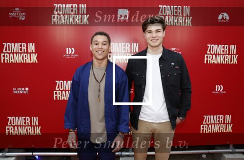 Amsterdam 24 april 2023
Premiere Zomer in Frankrijk in het ketelhuis met in de hoofdrollen oa Jasmine Sendar , Jan Kooijman , Fockeline Ouwerkerk Tjebbo Gerritsma en Marc de Cloe .
Eliyha Altena met moeder en familie