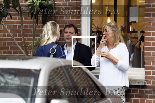 Amsterdam 5 mei 2023
Frank Evenblij met zijn vriendin aan het winkelen in Amsterdam zuid