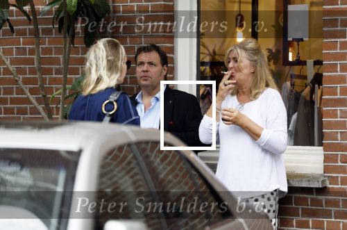 Amsterdam 5 mei 2023
Frank Evenblij met zijn vriendin aan het winkelen in Amsterdam zuid